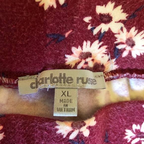 Maroon floral skater skirt  🌺 - Picture 5 of 5